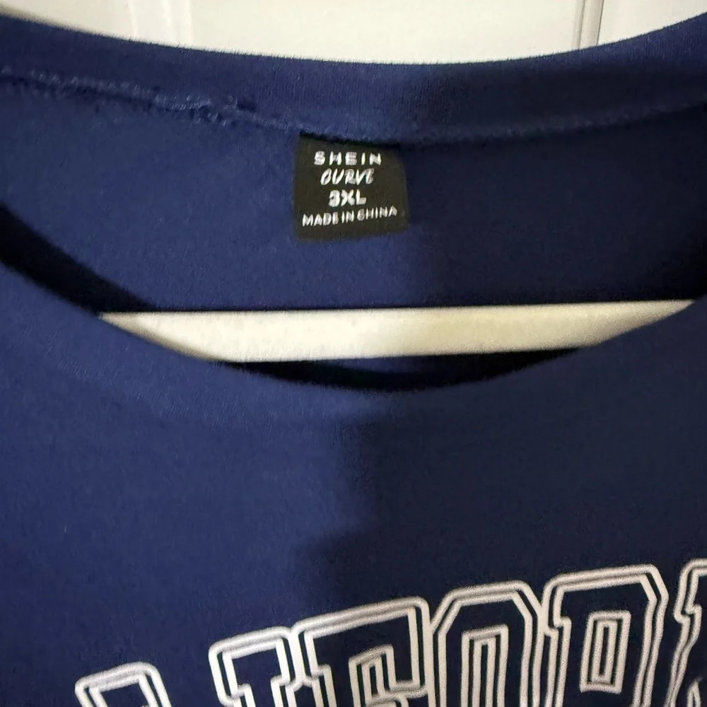 2/$15 SHEIN Letter Graphic Drop Shoulder Tee California Plus Size T-Shirt 3X - Picture 3 of 5